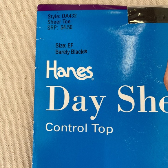 Hanes Day Sheer Control Top in Barely Black Sheer Toe Size EF Vintage Hosiery - Picture 2 of 3